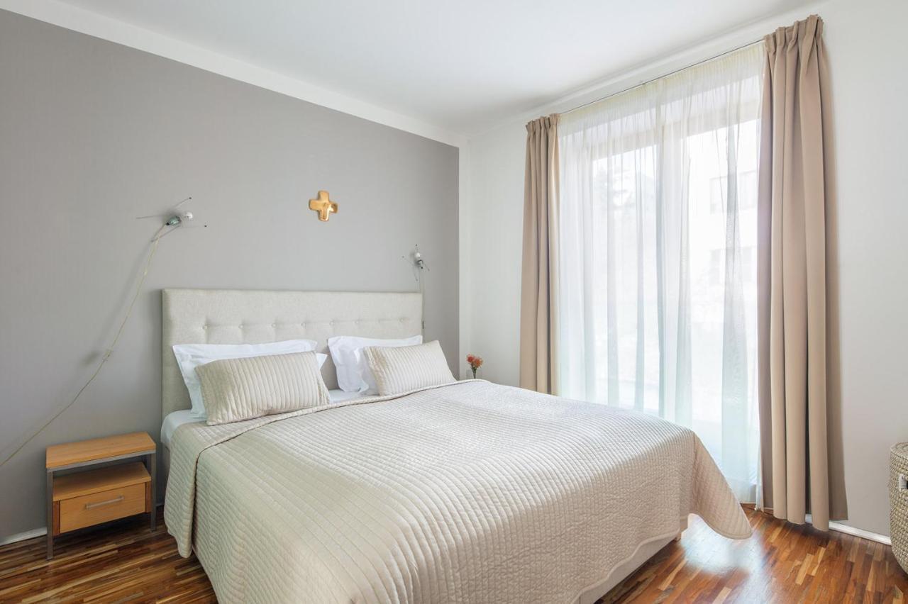פראג Holeckova Apartments מראה חיצוני תמונה