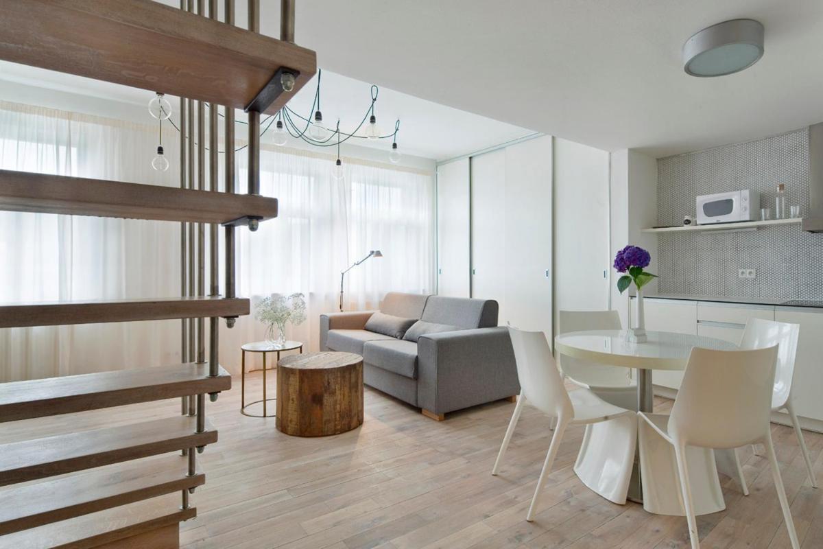 פראג Holeckova Apartments מראה חיצוני תמונה