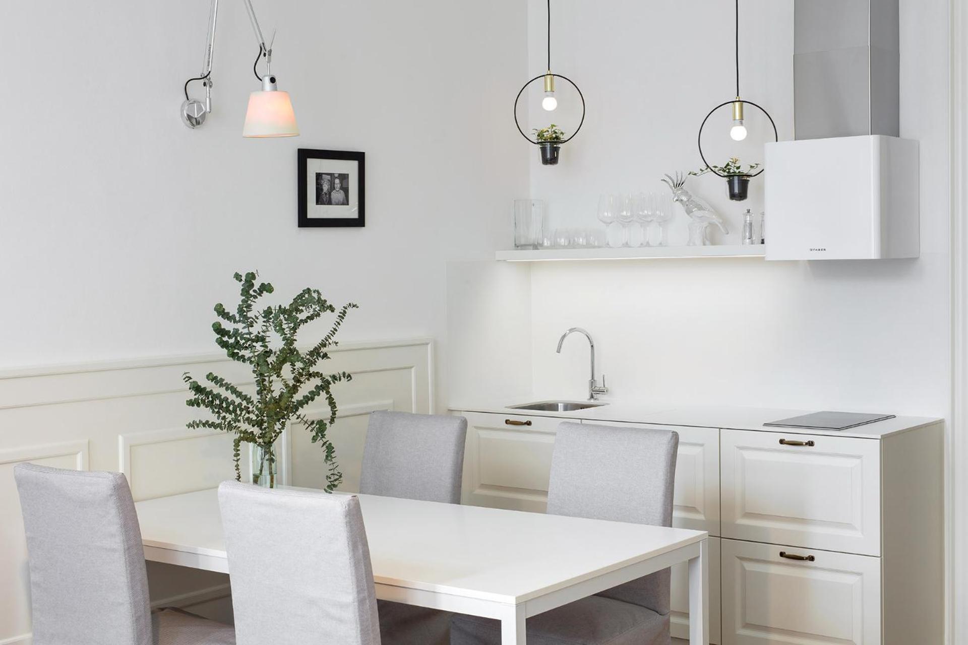 פראג Holeckova Apartments מראה חיצוני תמונה