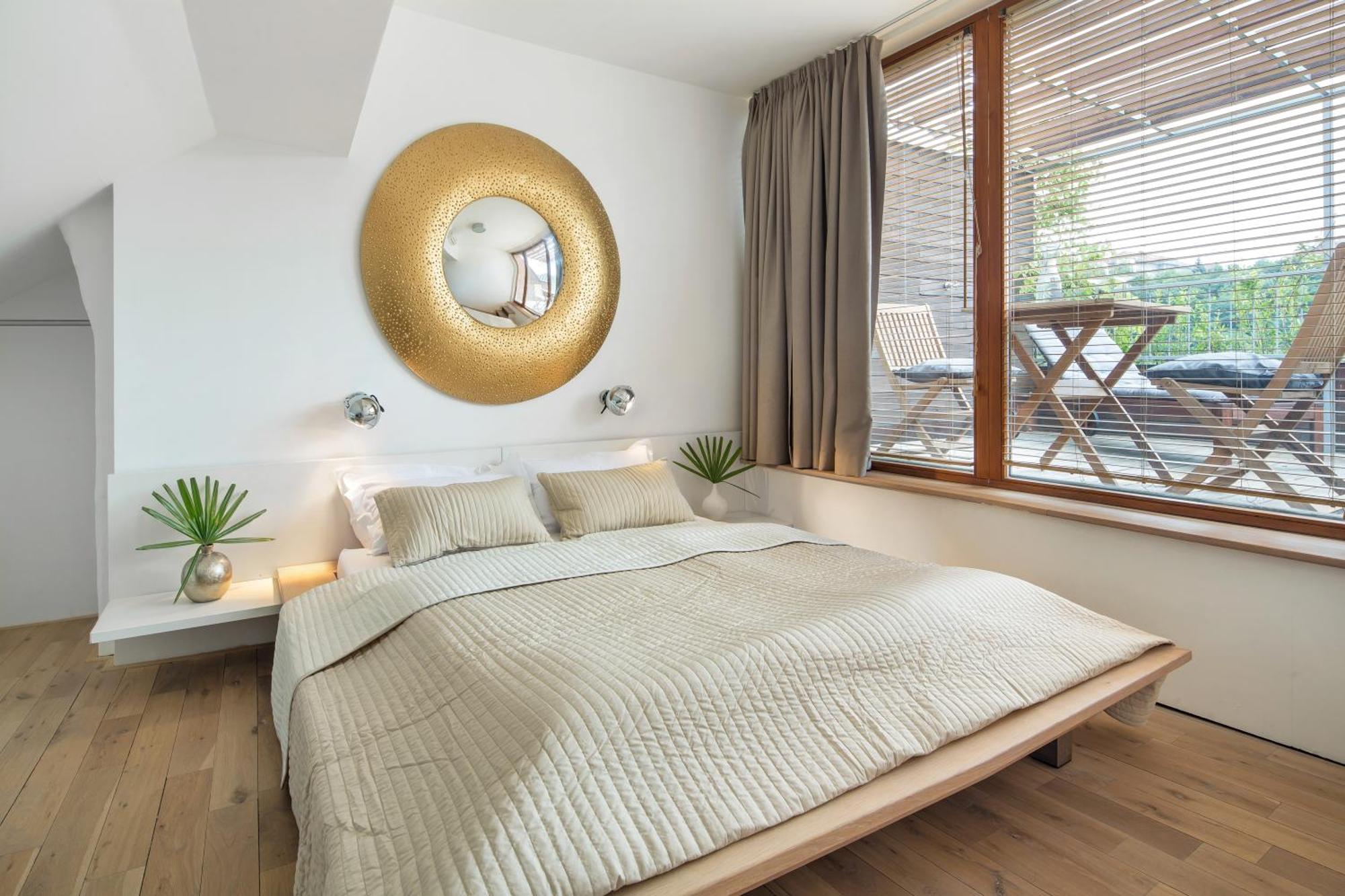 פראג Holeckova Apartments מראה חיצוני תמונה